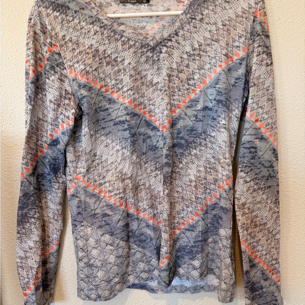 Prana Gray Patterned Top